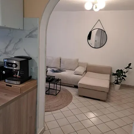 L'Eden Apartment Etampes Exterior photo